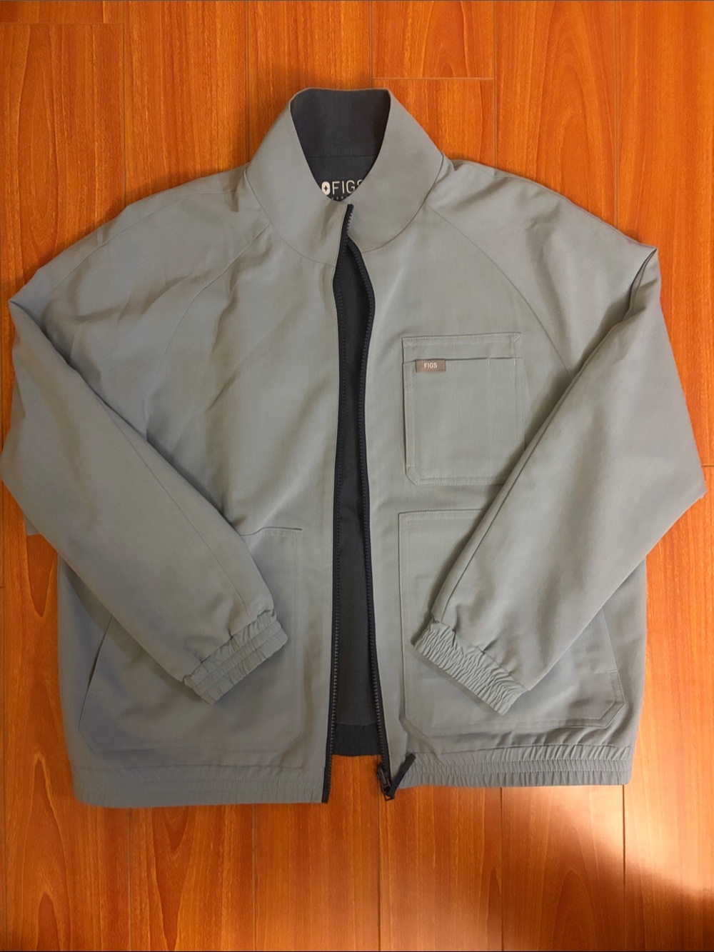 NWOT FIGS Dusty Blue Reversible Jacket with Chest Pocket Size Large